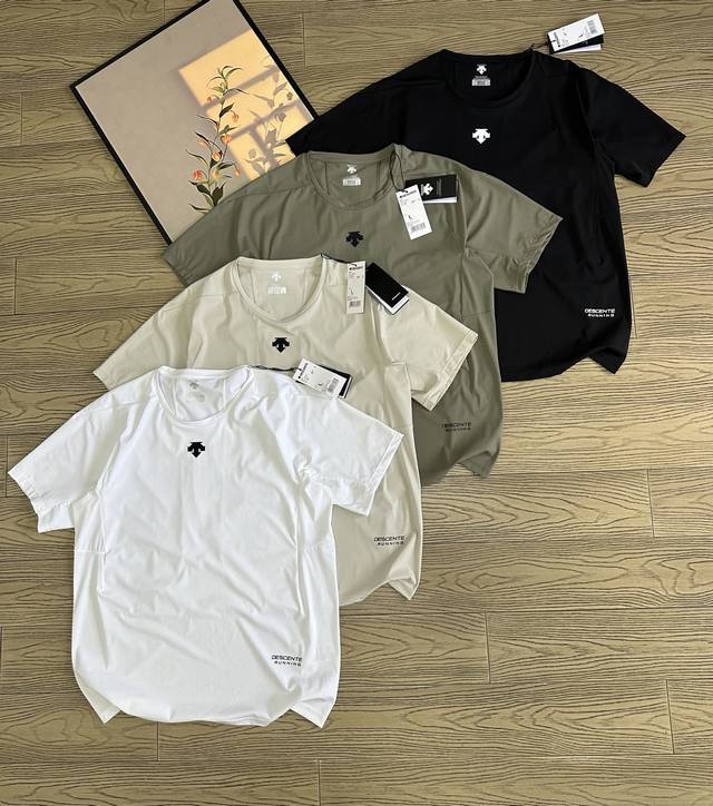 Descente's new summer sports casual lapel short-sleeved quick-drying T-shirt A t