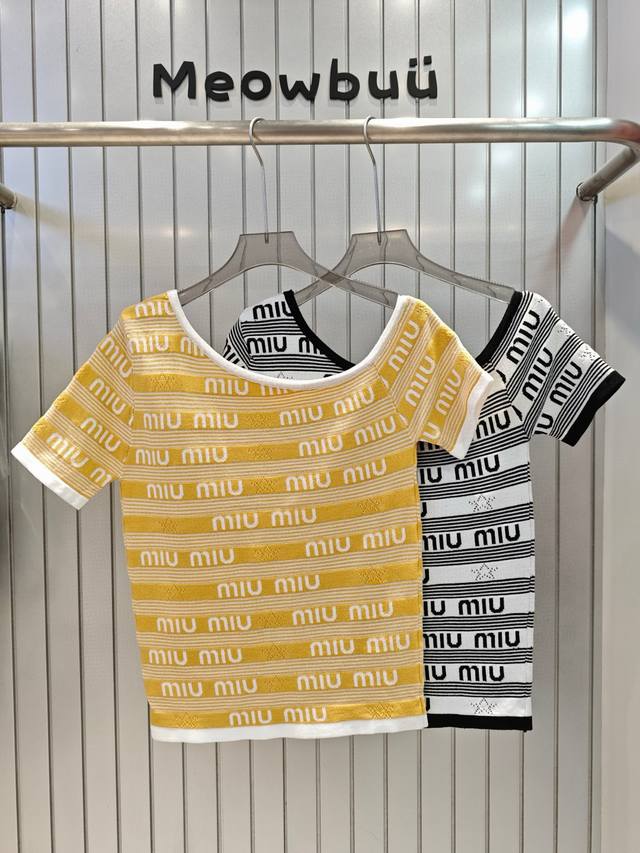 Miumiu Miu Miu letter jacquard five-pointed star hollow striped oblique shoulder