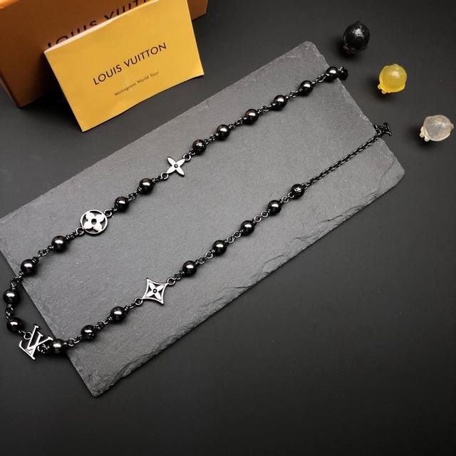 Louis Vuitton necklace, top-level and highest version