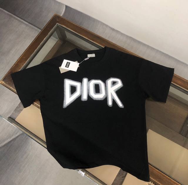 C Dior 24Ss early spring new versatile short-sleeved T-shirt for men and women!