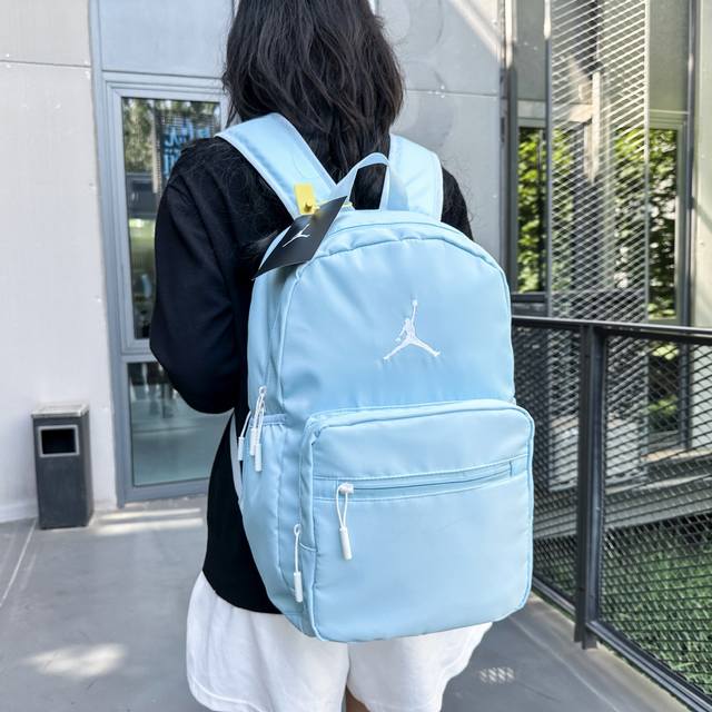 Air Jordan Jordan flying men's and women's fashion trend leisure backpack outdoo
