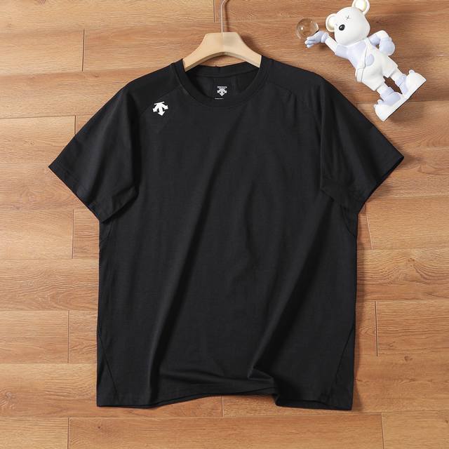 Descente outdoor quick-drying breathable short-sleeved T-shirt uses the new ice