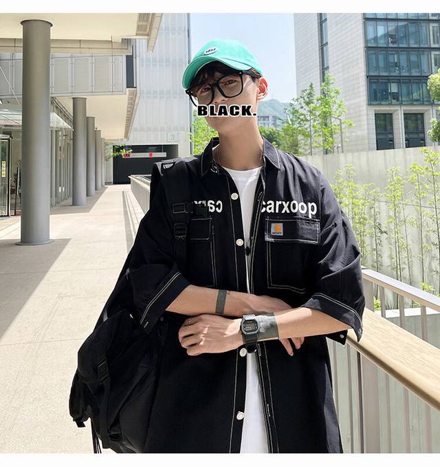 Carhartt short-sleeved shirt top It is very good-looking whether worn alone or w