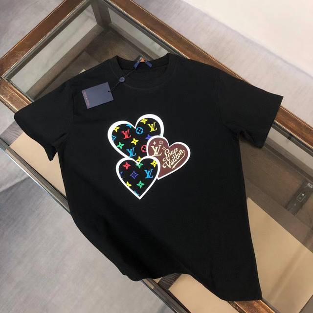 Provide Louis Vuitton Lv Louis Vuitton Spring and Summer latest couple style lov