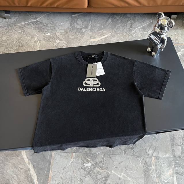 Top version Balenciaga heavy washed lock short sleeves This year is undoubtedly