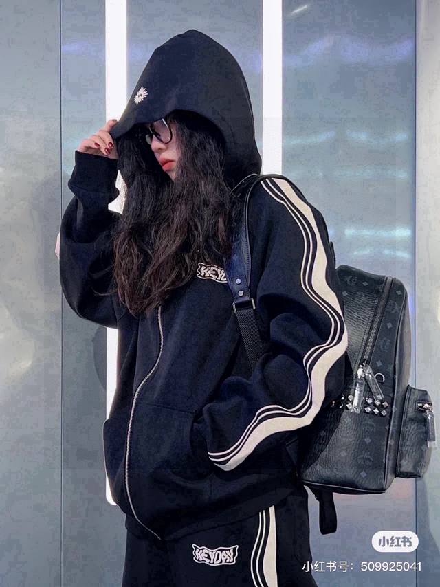 Mcm giant backpack This is definitely a treasure model of Mcm, popular all over