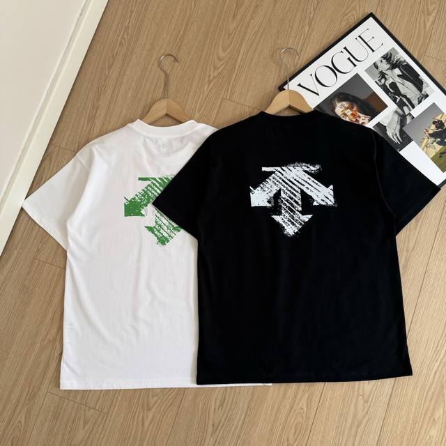 Sizes S to 3Xl Descente's classic basic style short-sleeved T-shirt with a large