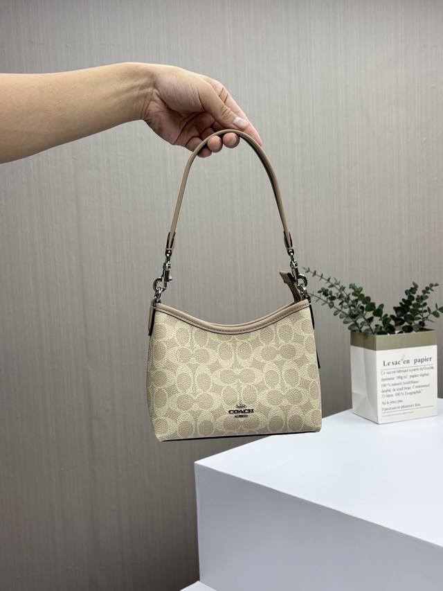 Top-quality goods, genuine originals, please do not compare prices! Coach Women'