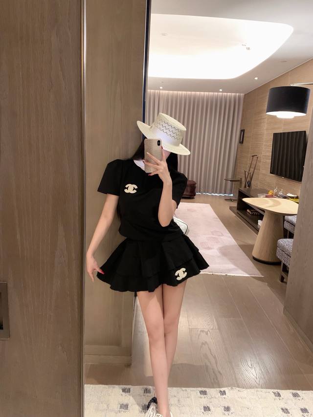 New arrival Chane* Chanel contrast color collar Chanel Polo short sleeve cake sk