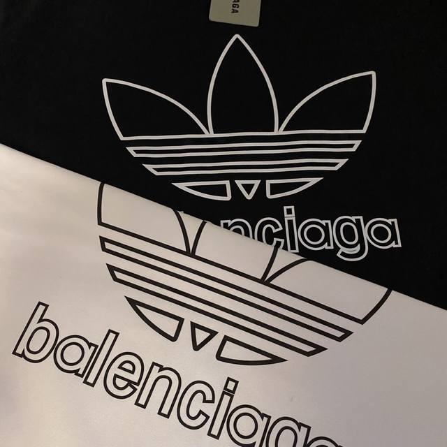 Balenciaga co-branded Adidas printed round neck short-sleeved T-shirt Same style