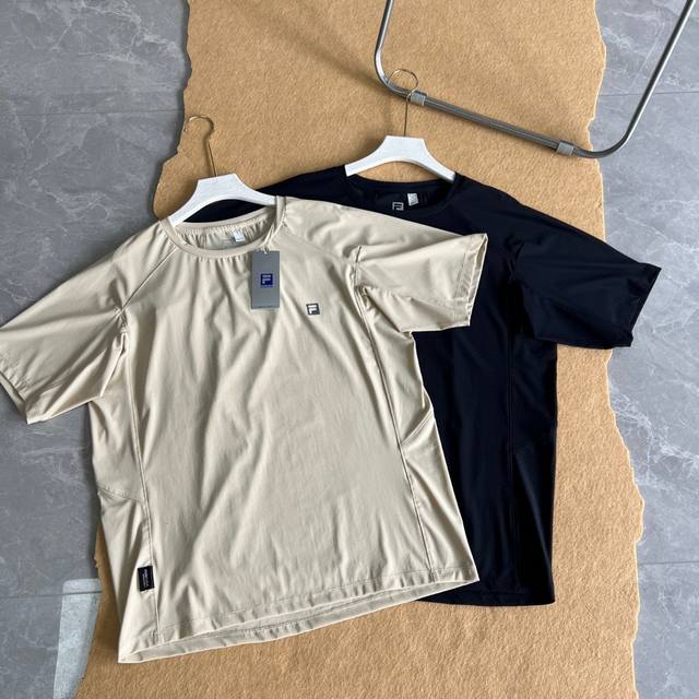Quality Breathing Style! Fila Fila Two-color Technology Comfort Ice Sense Techno