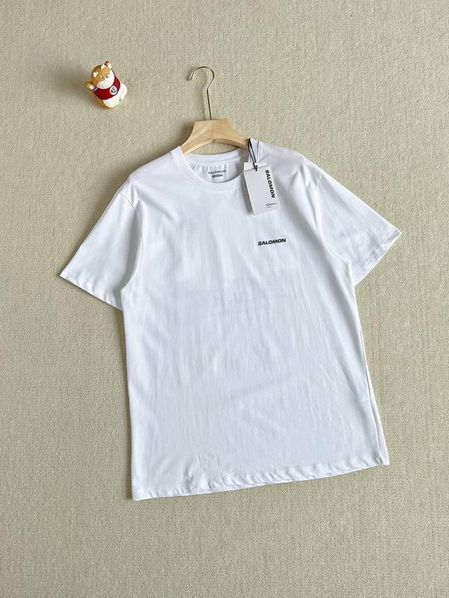 Order number 06212. A new fashion favorite and a new mountain outdoor brand. Sal