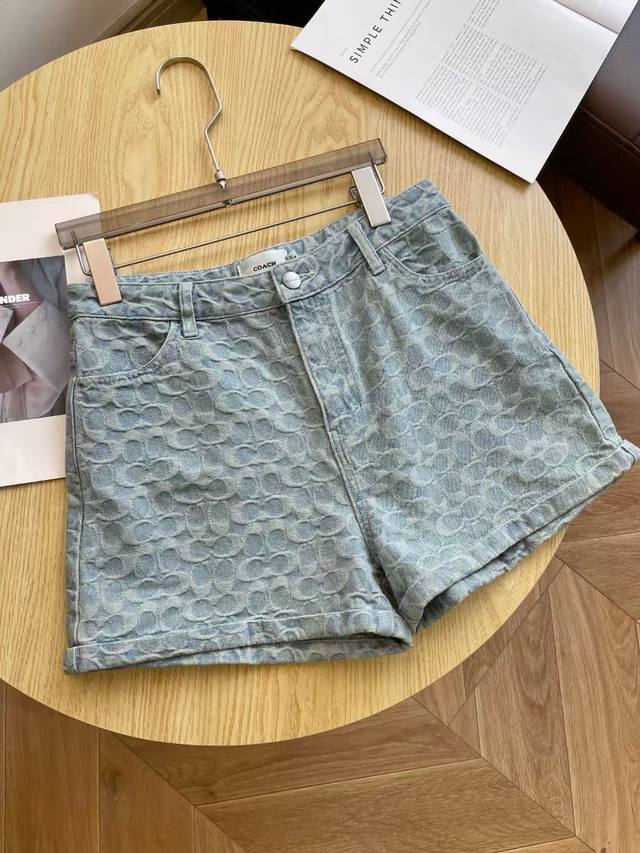 New arrival! Basic straight A-line pants type Comfortable wrapping and coolness
