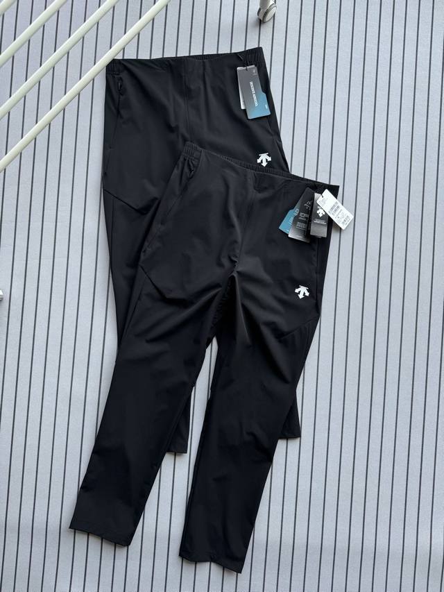 Descente Training series men's cool sports trousers are all original, one-to-one