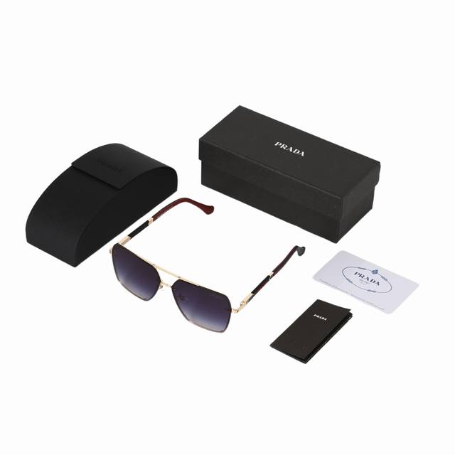Prada double-beam gradient purple sunglasses The Prada gradient purple sunglasse