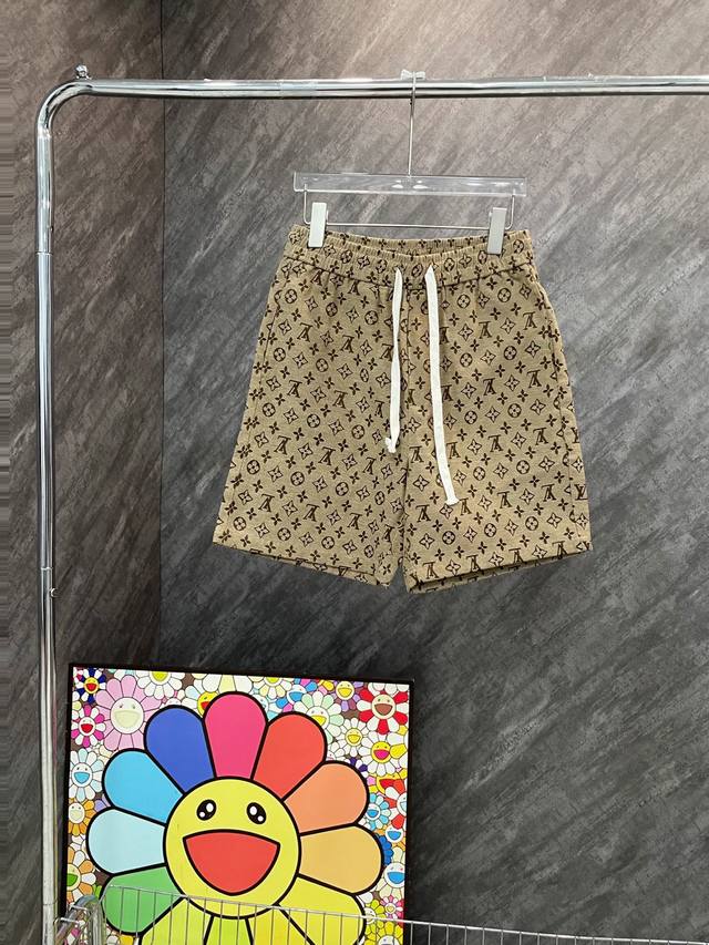 Lv denim shorts with full print of old flowers New shorts synchronized with Loui