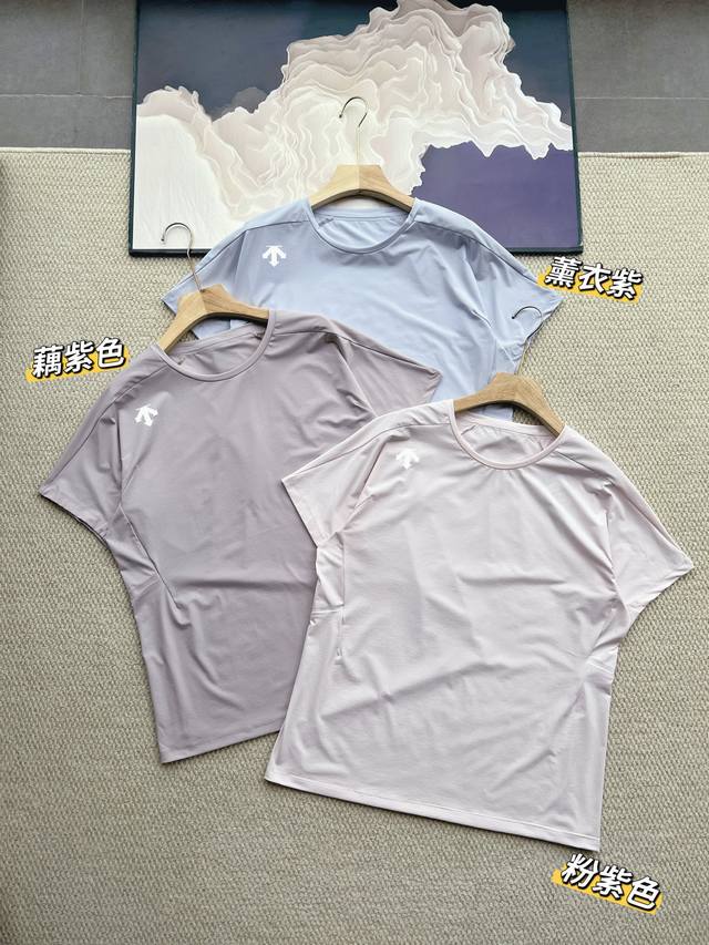Descente Macaron color outdoor T-shirt Macaron healing color: with oxygen, fresh