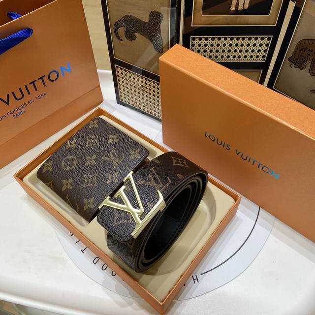 Family members, the hot-selling combination of Lv is here! This belt is printed