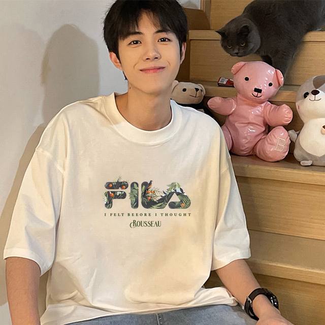 Fila limited edition cartoon print short-sleeved T-shirt, same style for men and