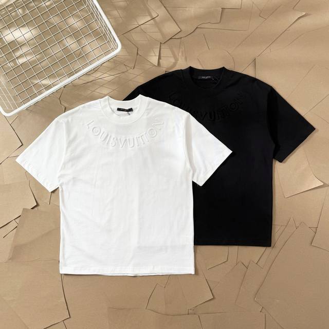Louis Vuitton 2025Ss embossed short-sleeved T-shirt L88 - Louis Vuitton, a brand