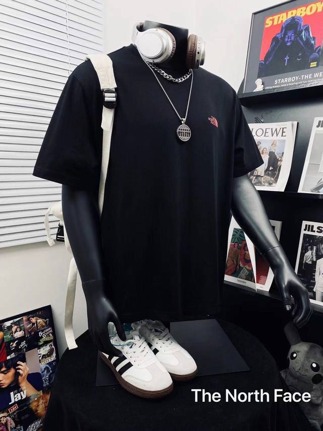 The North Face's favorite high-version printed casual short-sleeved T-shirt for