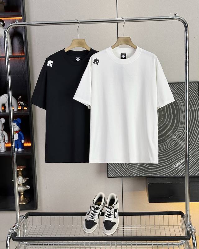 Descente 25Ss new summer model short-sleeved T-shirt with contrasting sketch log