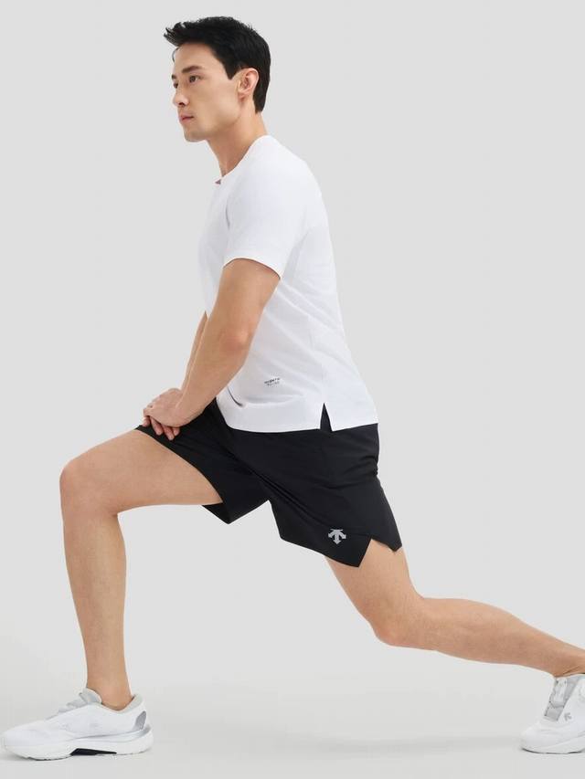 Details, Descente men's shorts, casual sports shorts, beach shorts, Descente Run