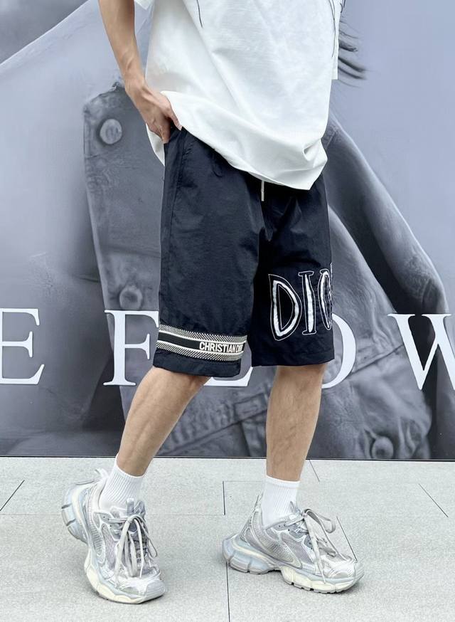 Product name: Dior 25Ss webbing splicing sports ripped flower cutting process me
