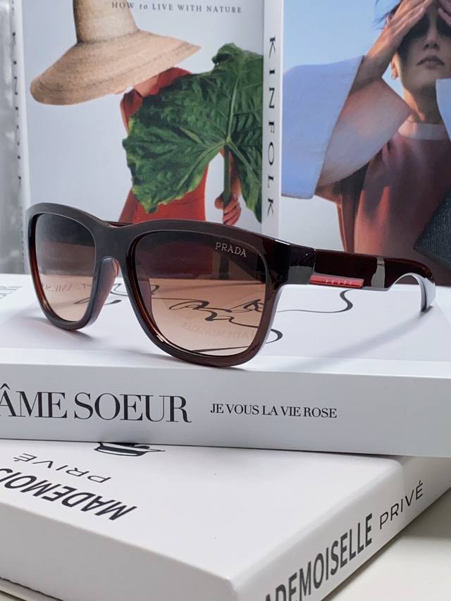 Prada Prada new men's European and American sports sunglasses women's anti-ultra
