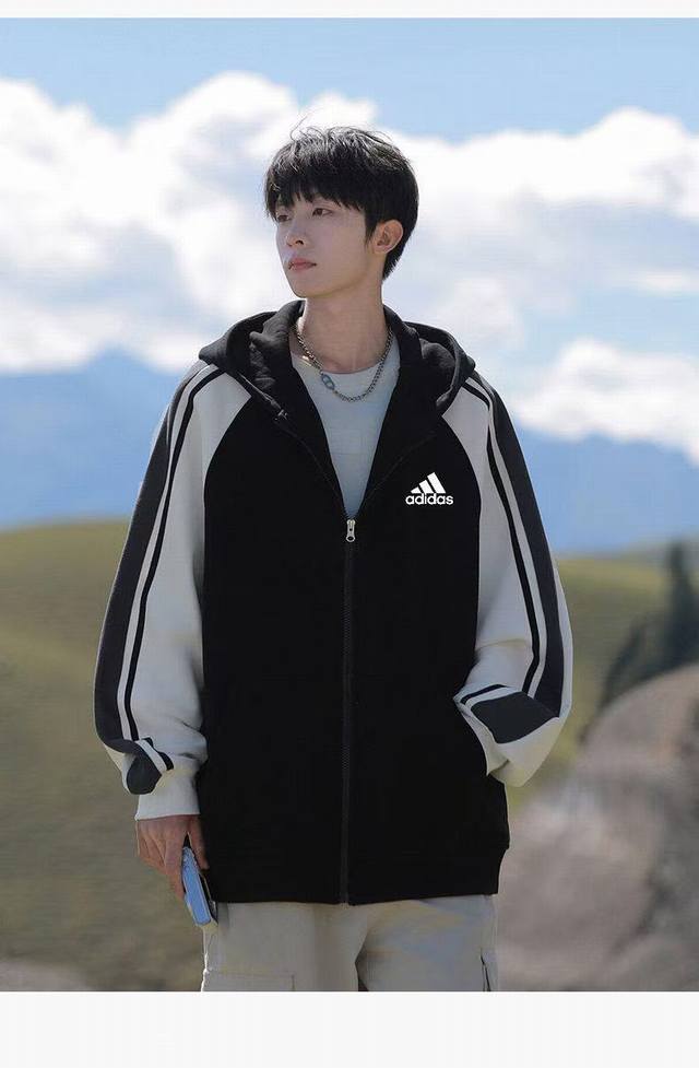 for . The same style as the Adidas Trefoil counter. The classic three-bar hooded