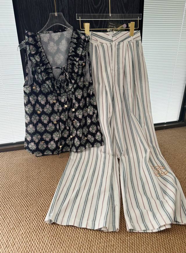 Price P: Product name: Chane* Chanel vintage series ruffled vest linen casual pa