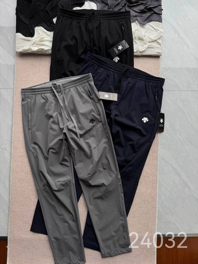 Descente comprehensive training sports fitness men's outdoor leisure woven sport