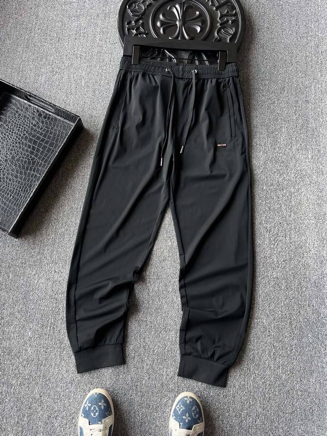 Top-quality goods from the counter! Popular hit! Gucci's new ice oxygen silk tro