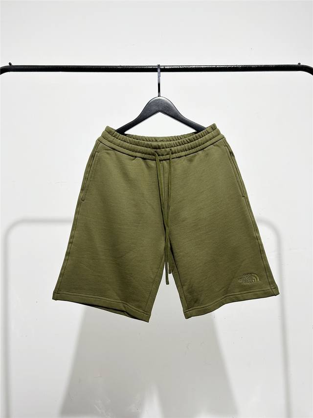 High version, very good quality! Lining hemming and striping! The North Face Tnf