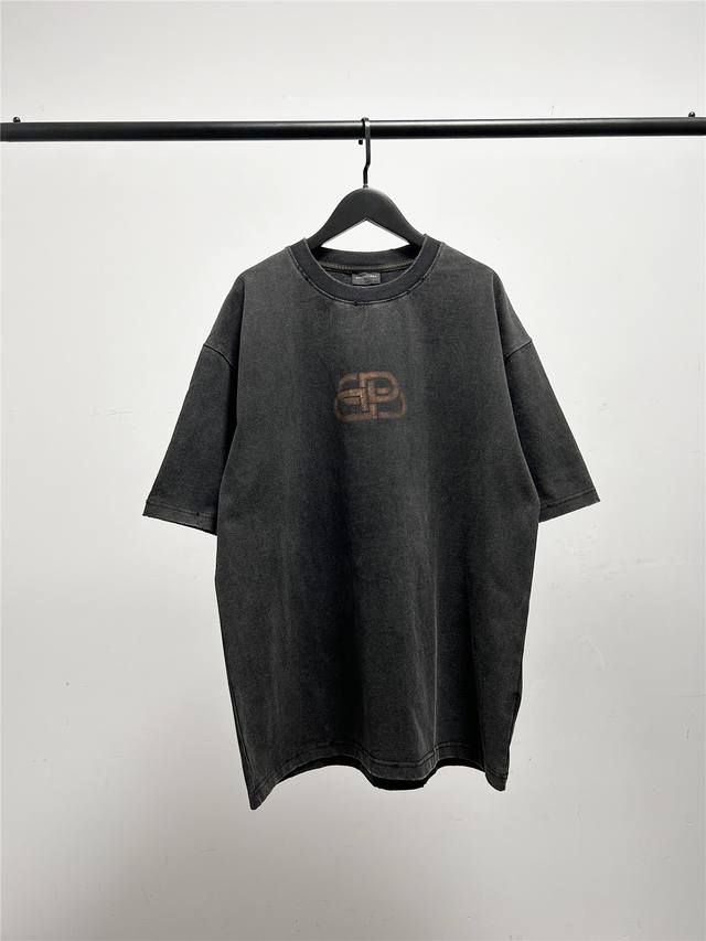 High version, very good quality! Original packaging, the latest cabinet collar l