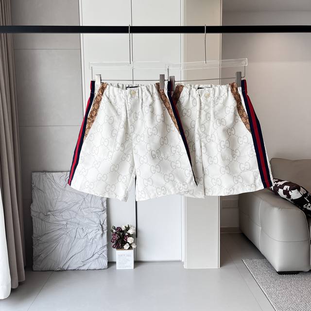 Gucci 25Ss Double G Large Jacquard Ivory Shorts As the darling of the fashion in