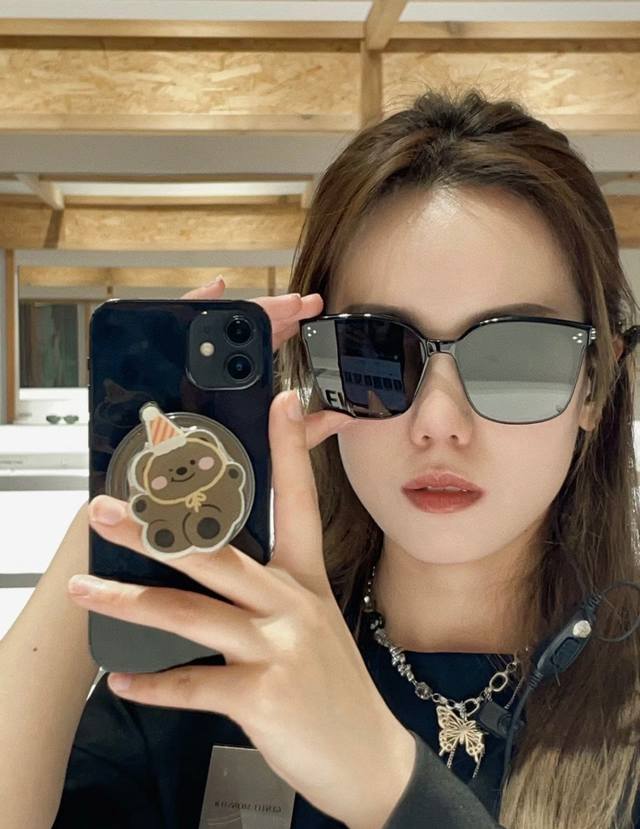 Handsome handsome handsome is the best description Sunglasses with a good atmosp
