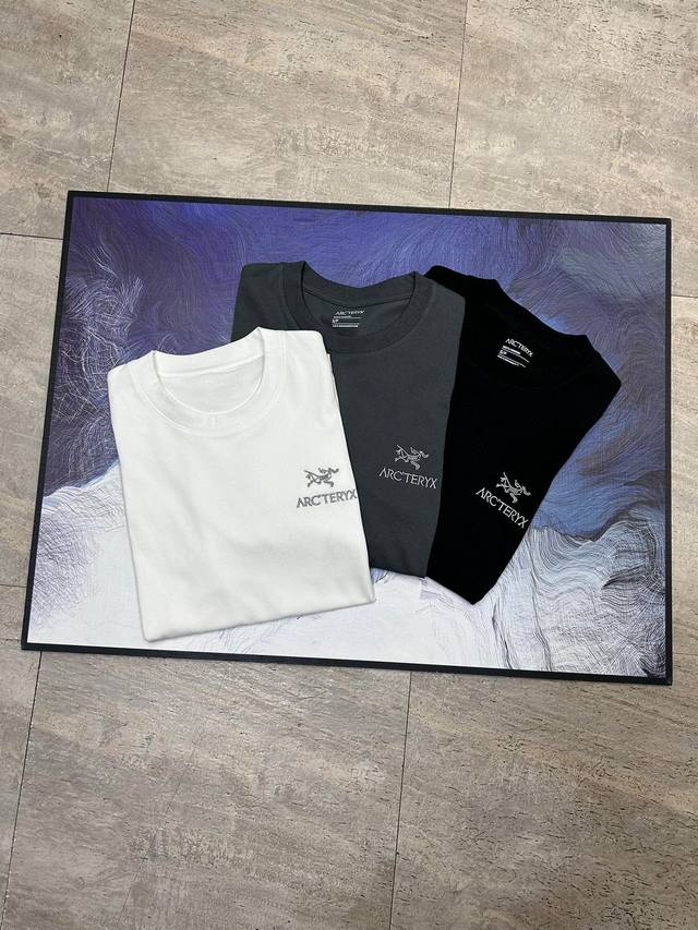 Details Arc'Teryx Captive Split Embroidered Short Sleeve Simple and Versatile Ca
