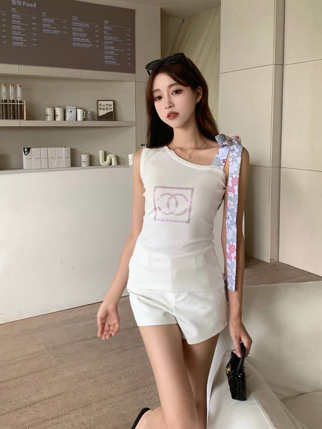 Chanel Chanel Double C Square Hot Diamond Strap One Shoulder Vest Style No.: 256