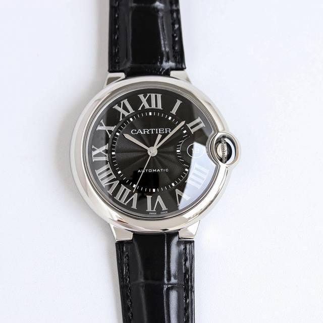 Brand: Cartier Series: Blue Balloon Mirror: Coated mirror Pointers: Hours, minut