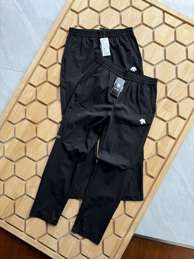 Descente Pt Zero Men's "0" Sense Woven Sports Pants Model: D2131Tpt50 Define the