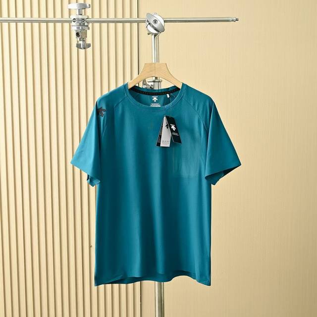 New arrival Descente men's summer round neck short-sleeved T-shirt with zipper p