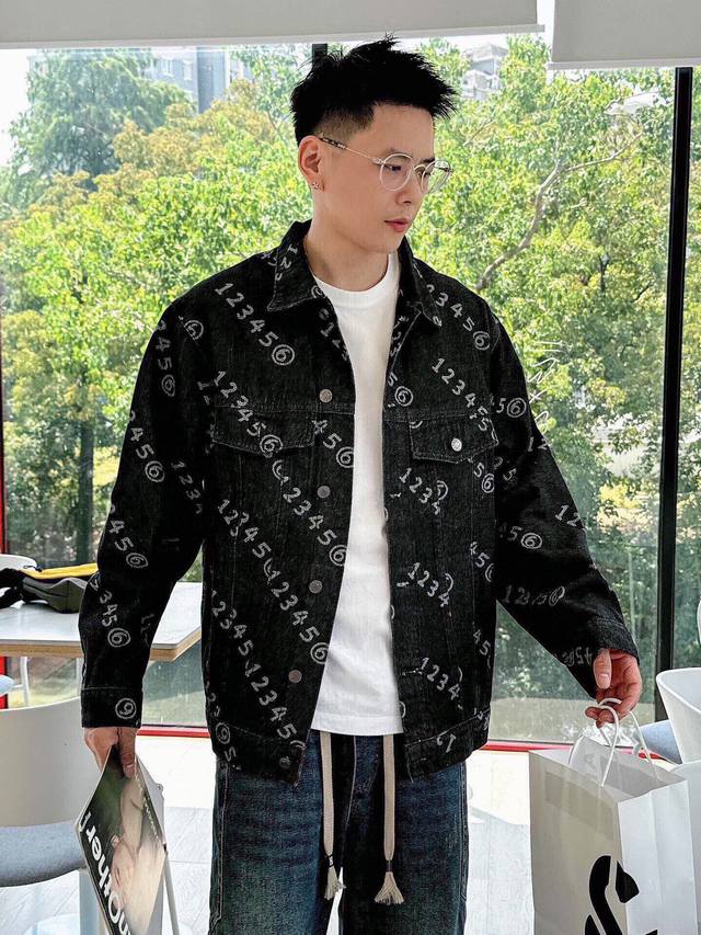 Maison Margiela123Ss 2 washed denim jacket, the latest hit design, makes you loo