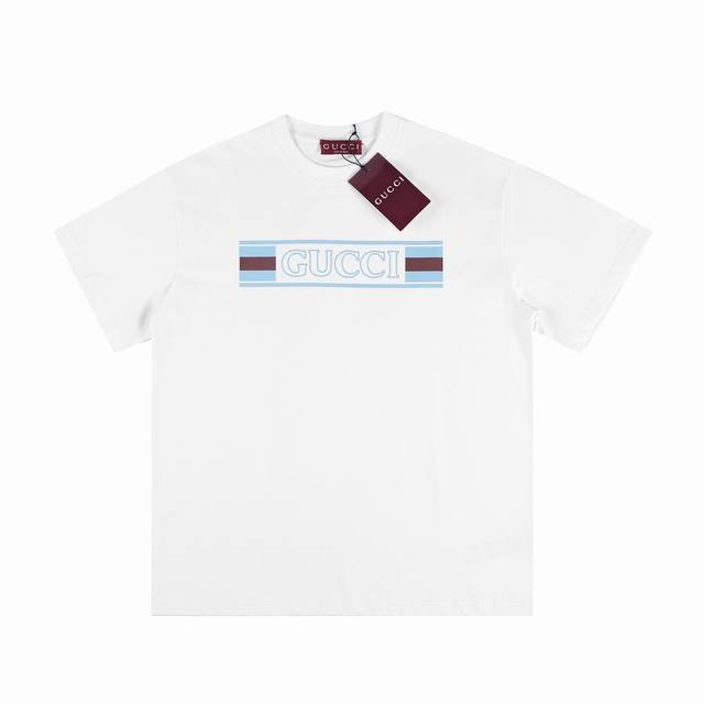 Gucci flag print short sleeves are made of 15S fine cotton plain fabric, with a