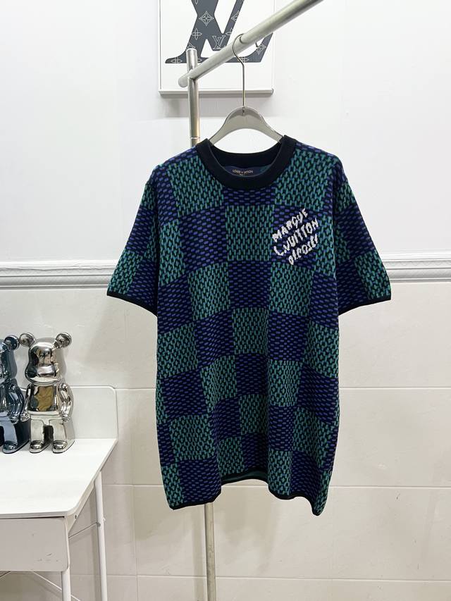 Style No. R062 Louis Vuitton checkered silk knitted short sleeves A must-have it