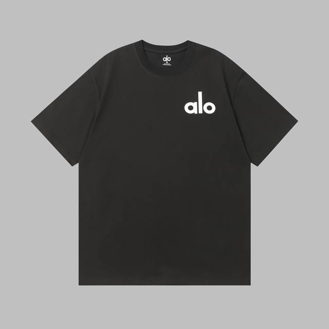 Alo trendy T-shirt, unlocking a new fashion attitude - Style: Alo printed short-