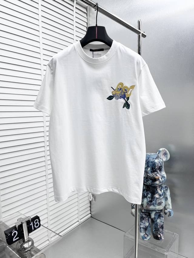 Lv* 25Ss new short sleeves, the latest brand classic Logo pattern, high standard