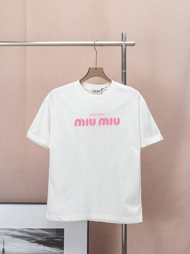 High version special price Miumiu limited honeycomb three-dimensional embroidery