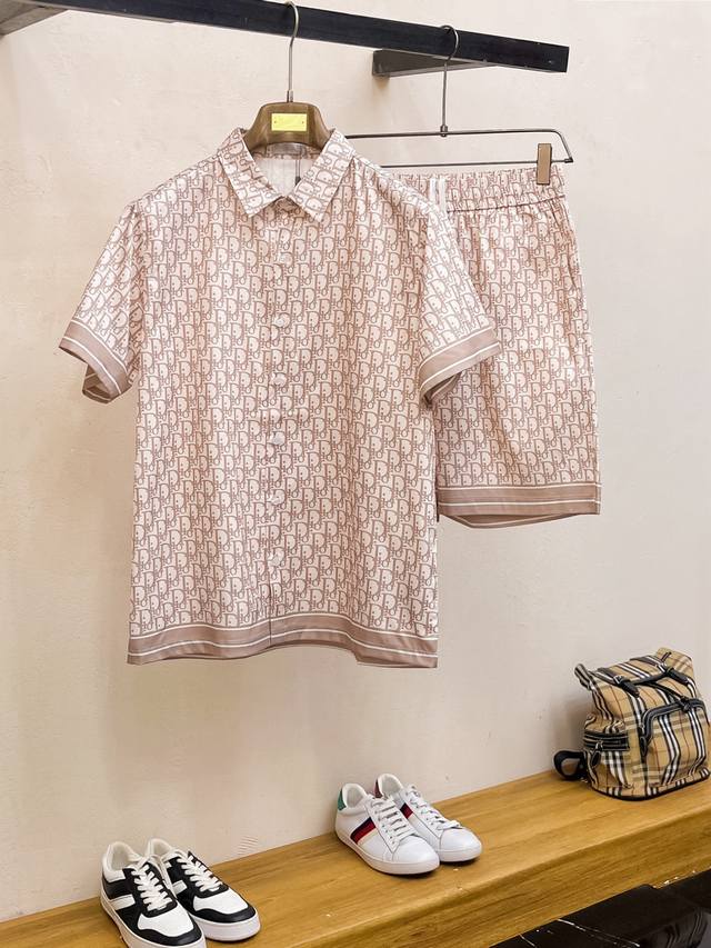 Special price 2025 summer new Dior printed lapel short-sleeved shirt set, high-e