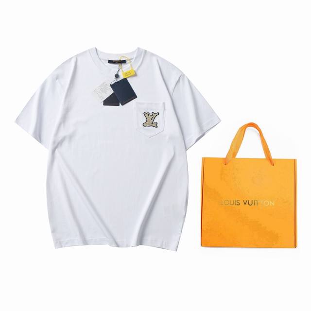 Louis Vuitton 2025 new short-sleeved T-shirt with pocket patches The fabric is 1